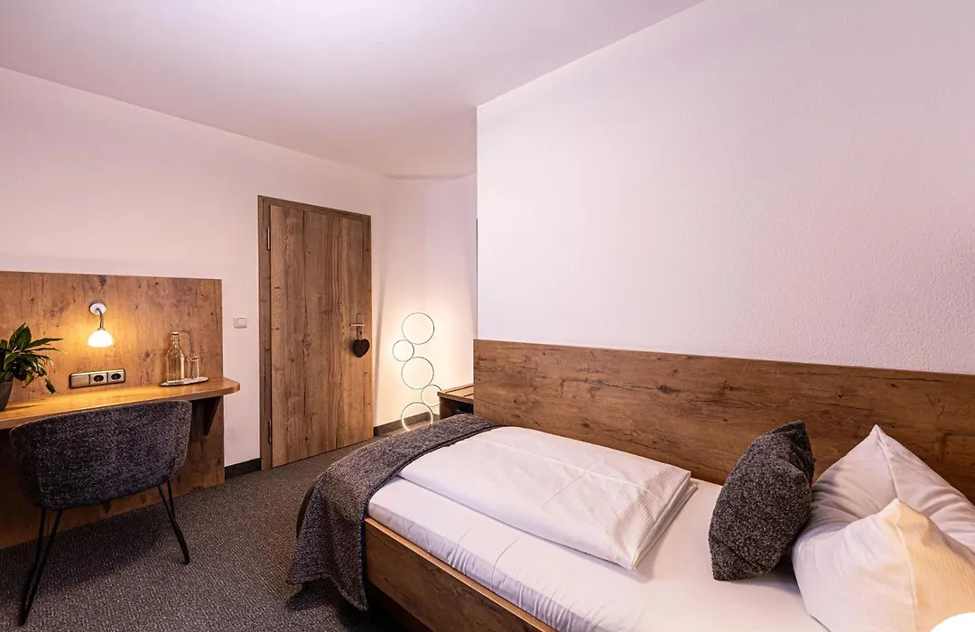 Hotel AlpinaRos-1